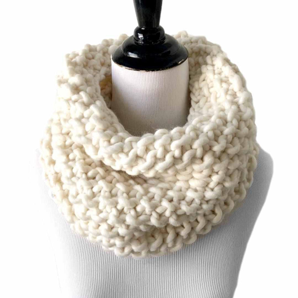 Cowl Short - Luxe Bubble Fluff in Solid Winter White by Nickichicki