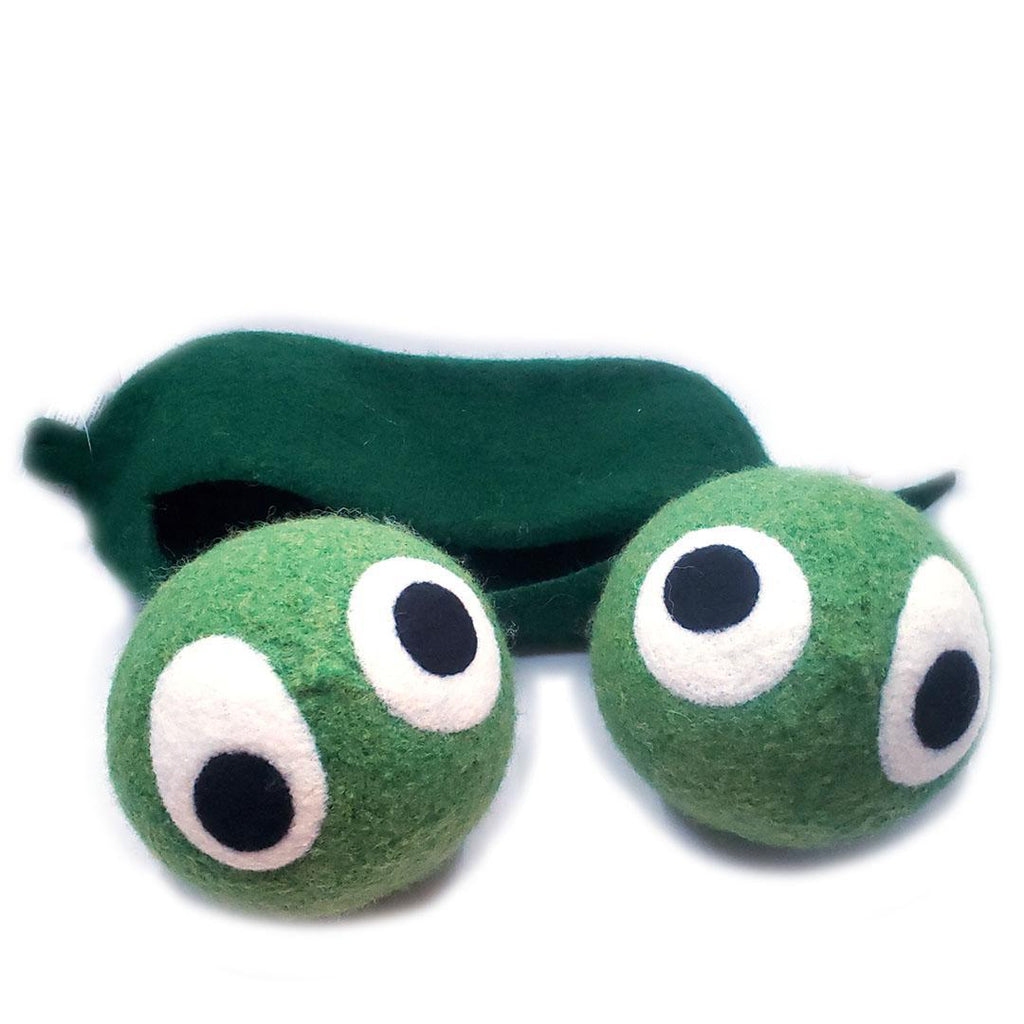 Doots - Peas in a Pod (Pat & Peter) by Snooter-doots