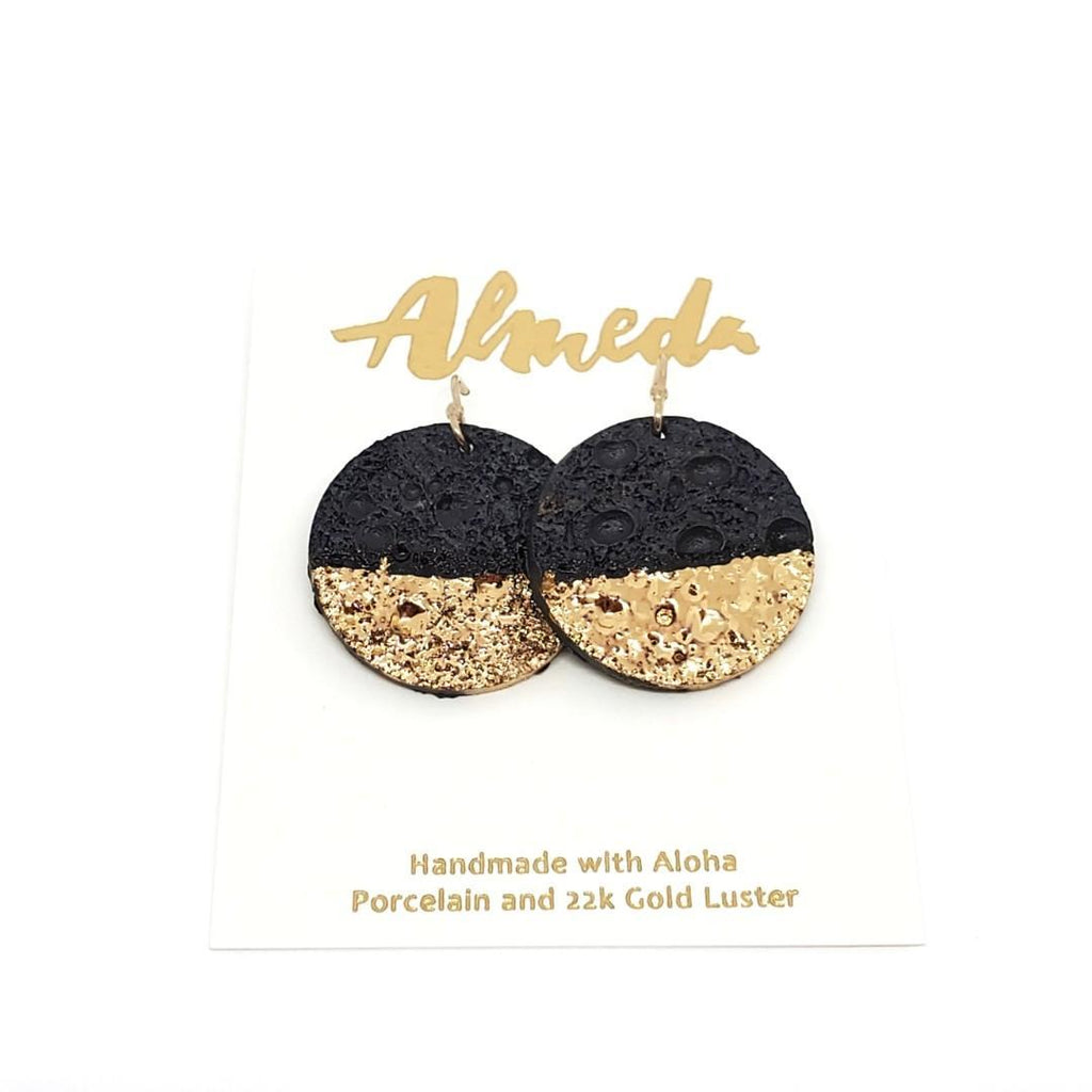 Earrings – Drops – Lava Large Circle Black Gold by Almeda Jewelry