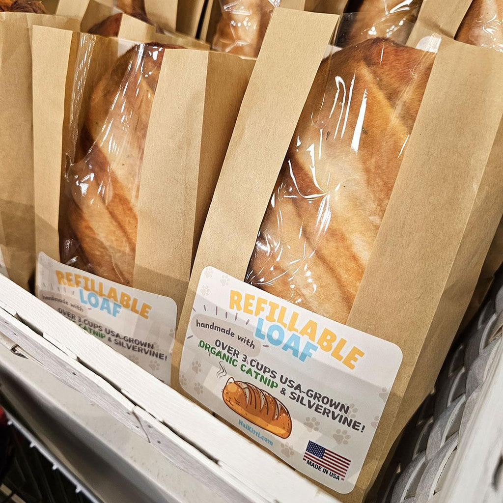 Cat Toy - Refillable Catnip Loaf by HaiKitti