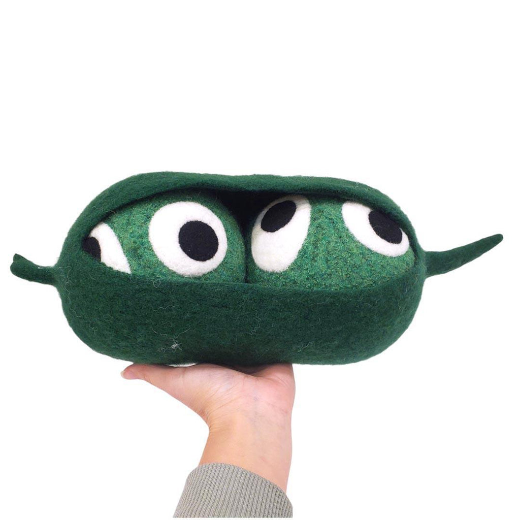 Doots - Peas in a Pod (Pat & Peter) by Snooter-doots