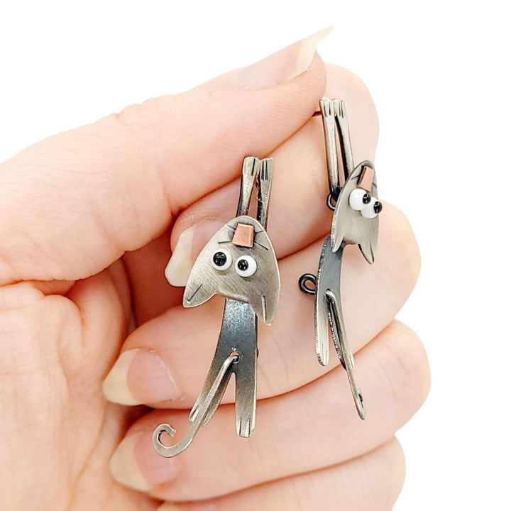 Earrings - Hang in There Cats by Chickenscratch