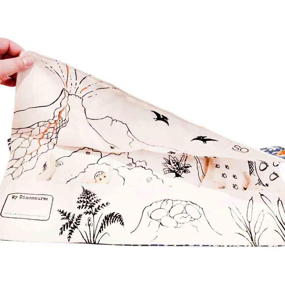 (30% Off) Playmat - Dinosaur Belt with 5 Dinosaurs by So Handmade