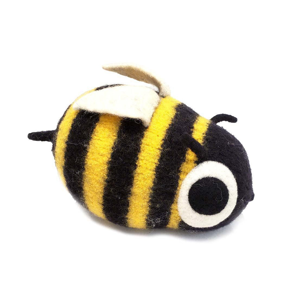 Regular - Bee by Snooter-doots