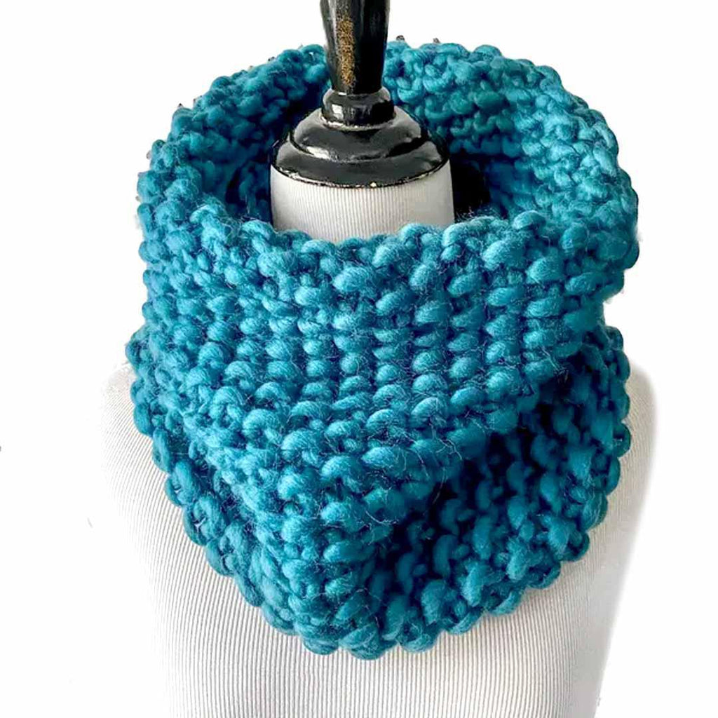 Cowl Short - Luxe Bubble Fluff in Solid Teal by Nickichicki