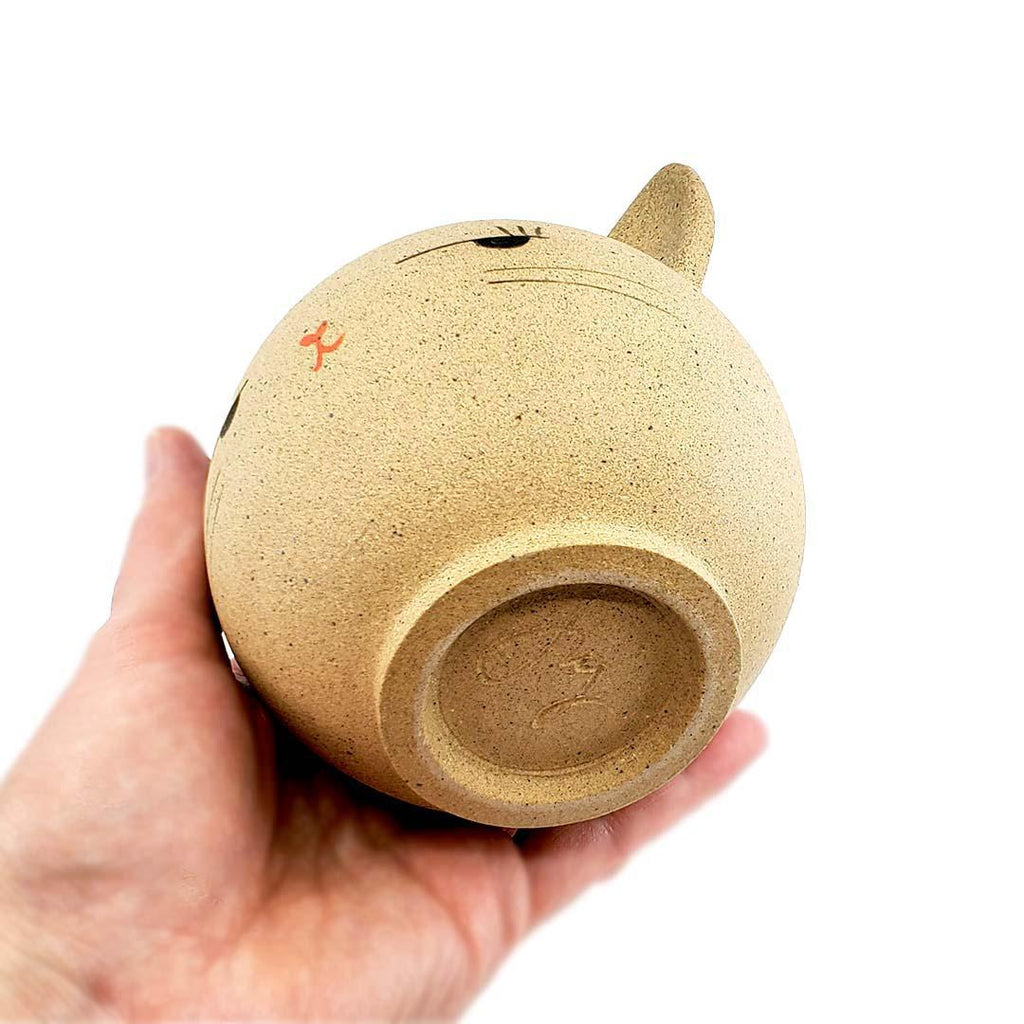 Kitty Cat Vase - Side-Eye by Jennifer Fujimoto